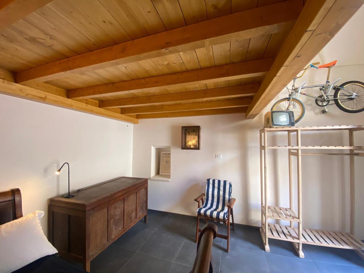 Bric A Brac Eclectic Rooms Uggiano La Chiesa Εξωτερικό φωτογραφία
