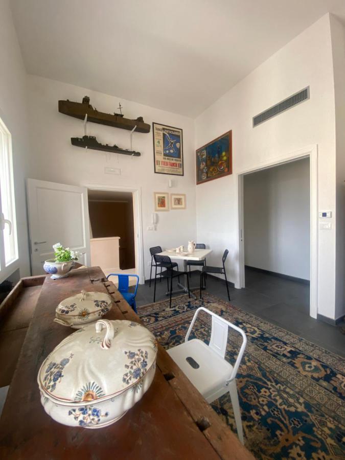 Bric A Brac Eclectic Rooms Uggiano La Chiesa Εξωτερικό φωτογραφία